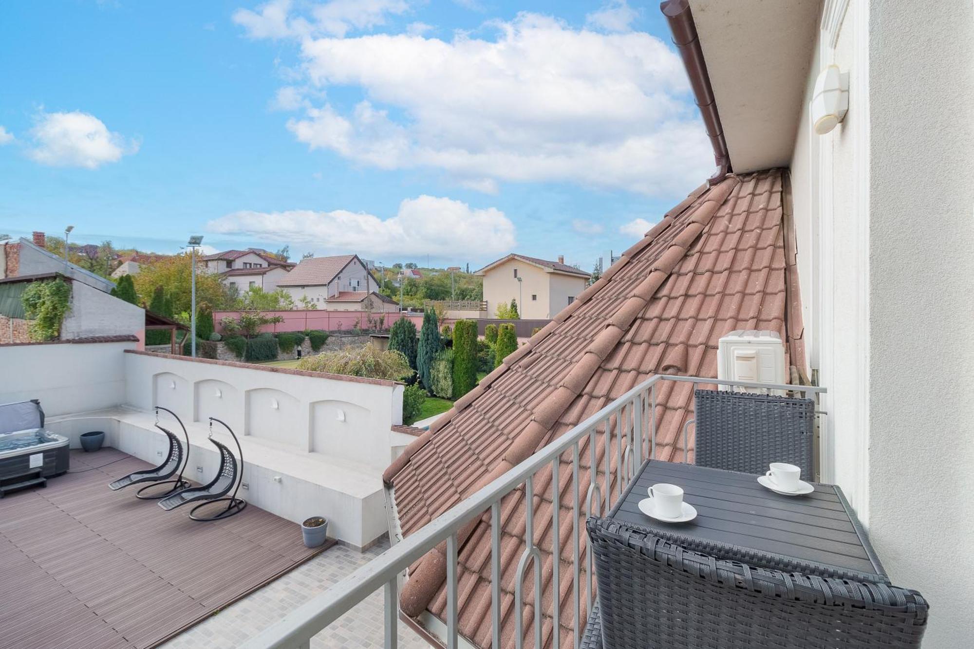 Dozsa Residence Oradea Pokoj fotografie