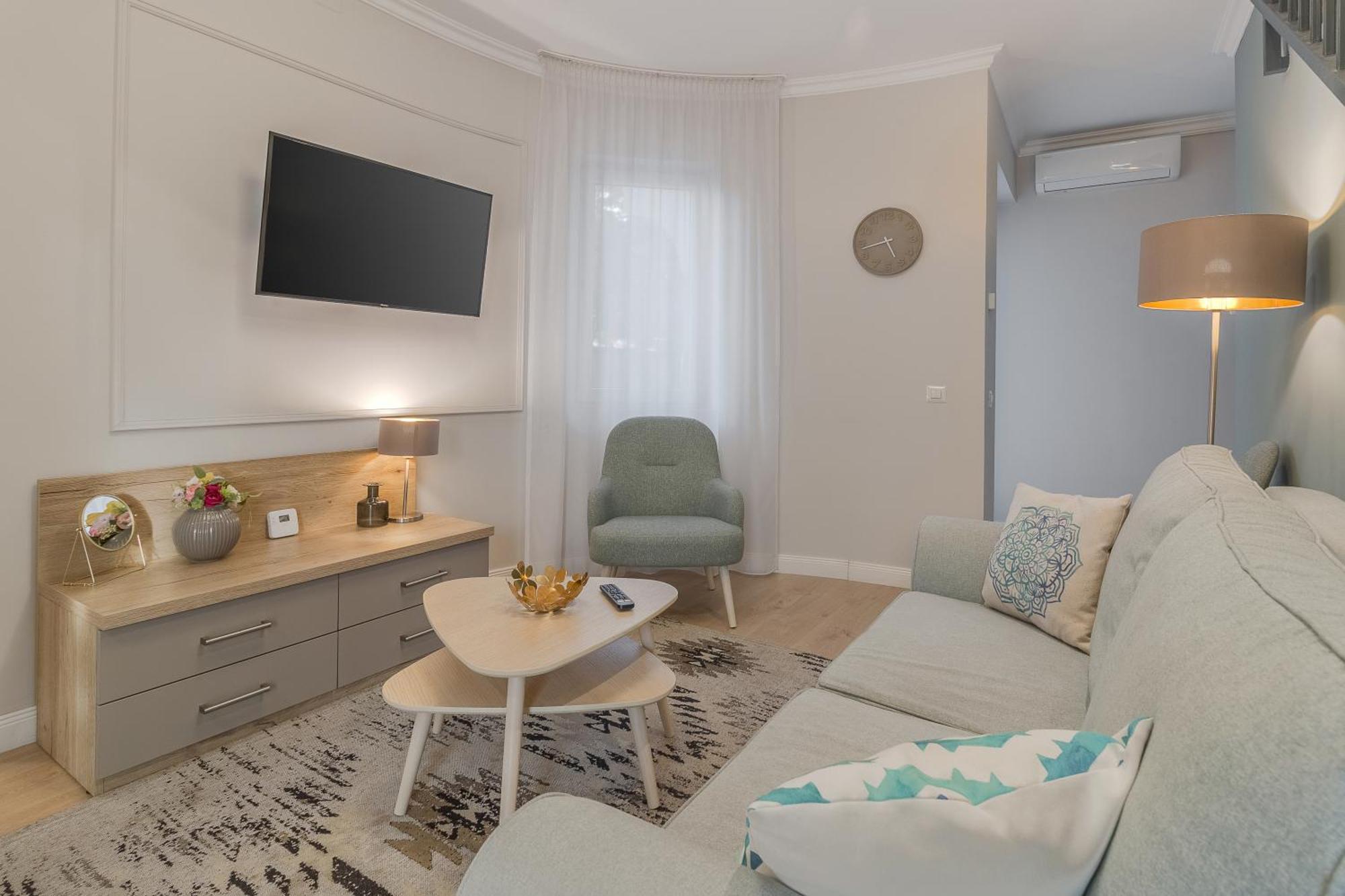 Dozsa Residence Oradea Exteriér fotografie