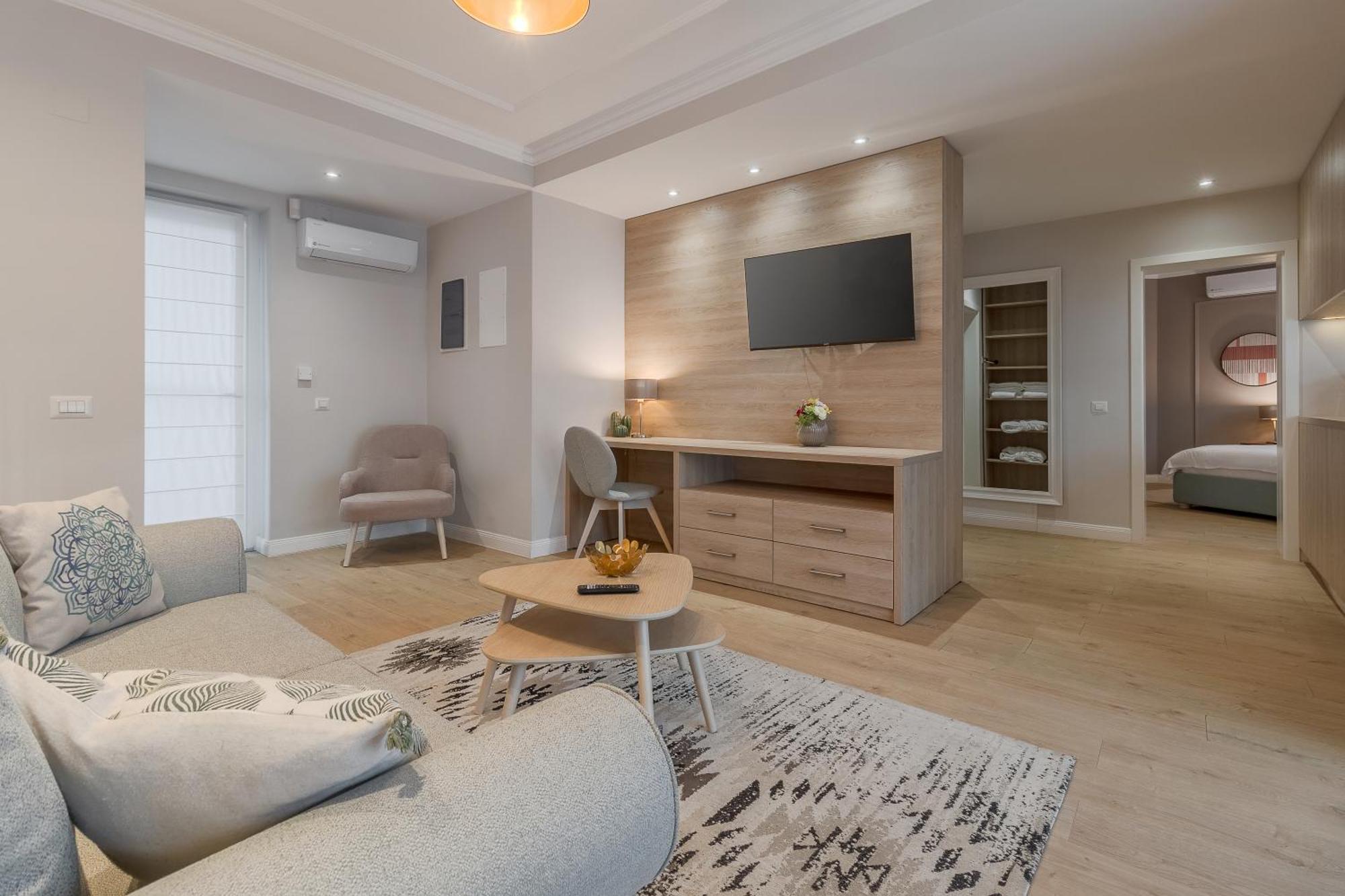 Dozsa Residence Oradea Exteriér fotografie