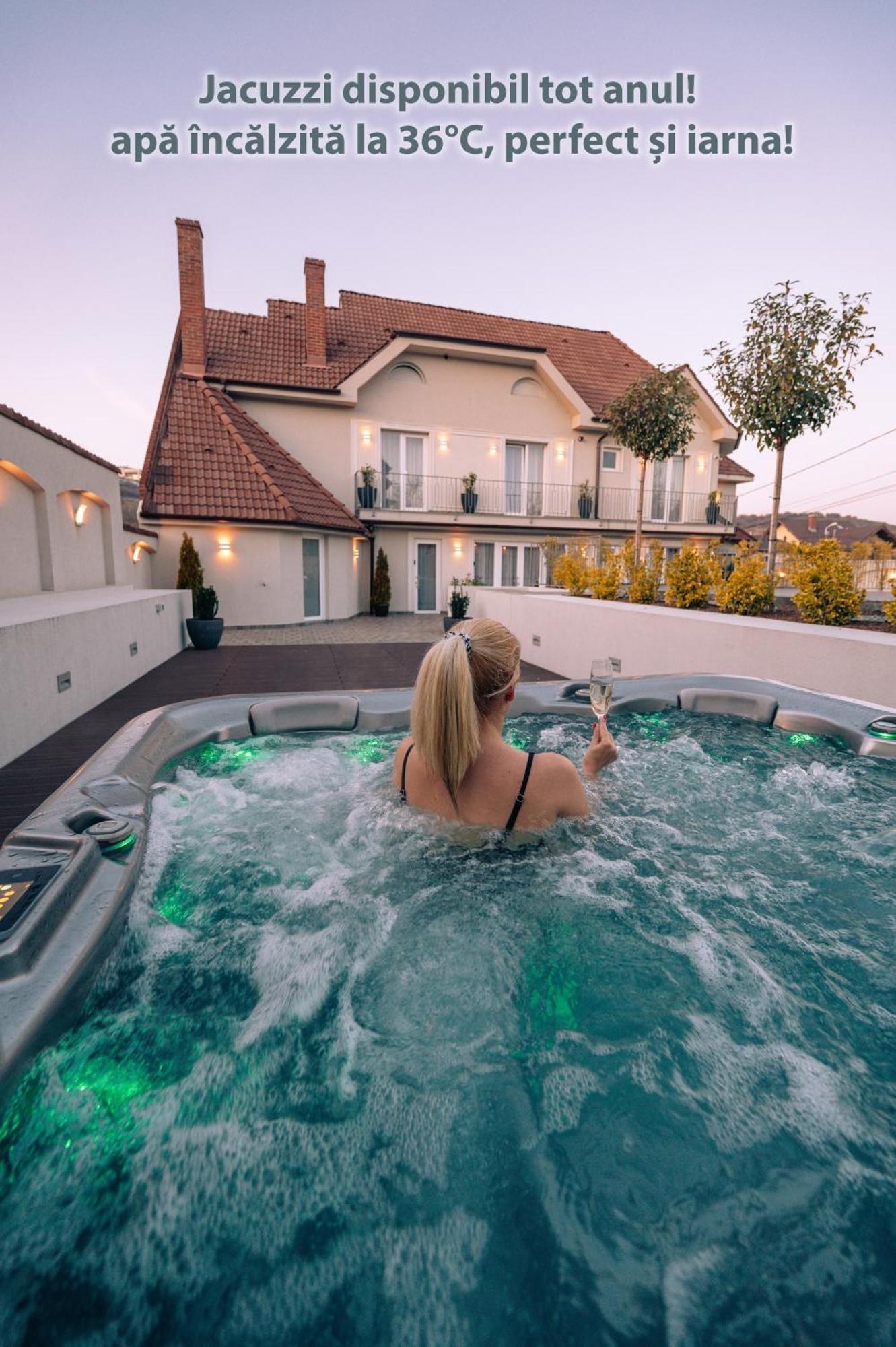 Dozsa Residence Oradea Exteriér fotografie